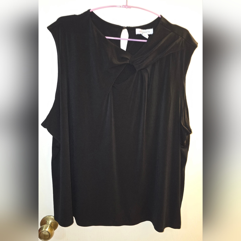 Liz Claiborne Women's Plus Black Sleeveless Keyhole Blouse Size 4x EUC
